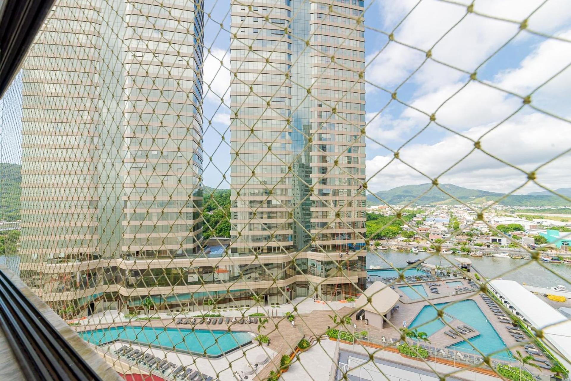 Apto Amplo 1Suite Mais 2Quartos - Quadra Mar 50M Da Praia - Somente Familiares Balneario Camboriu Luaran gambar